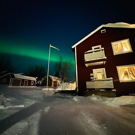 Kiruna Accommodation Vintergatan 5B, Villa For 10 Person Exterior photo